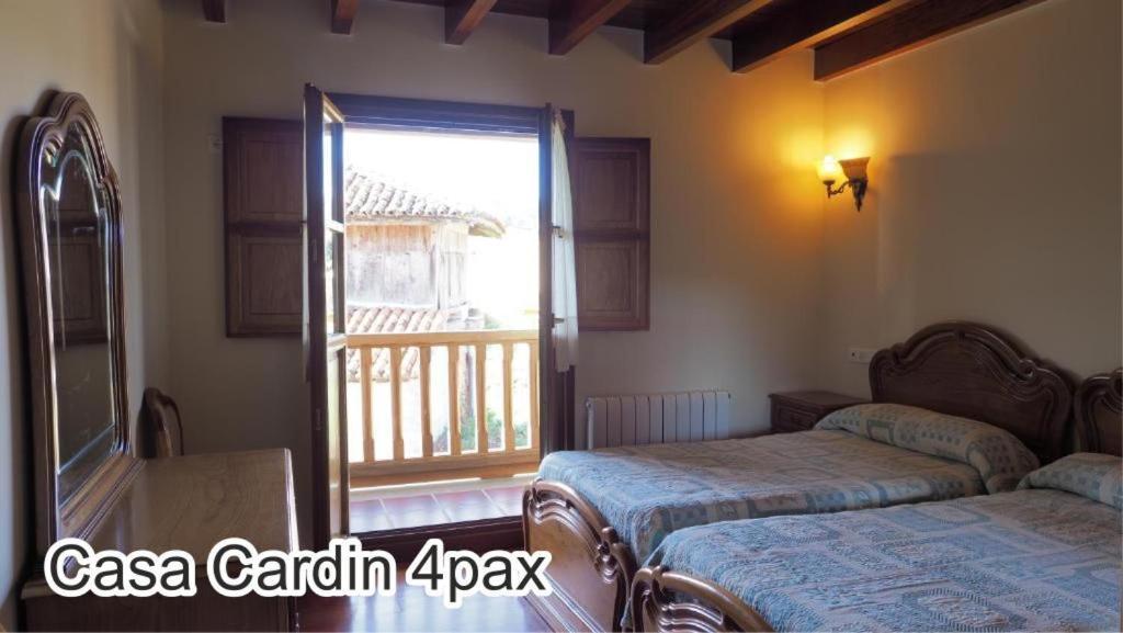 Casa Cardin Apartment Onís Exterior foto